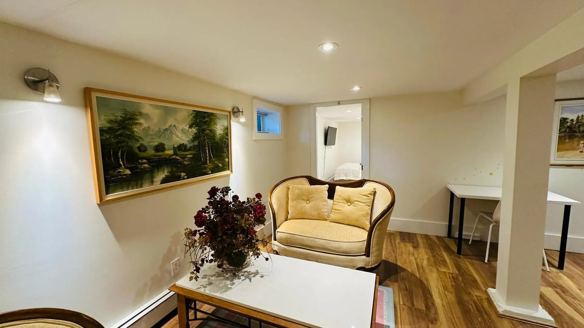 Shaughnessy Cozy Bedrooms Guest House Vancouver Homestay