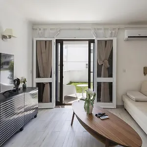  Holiday home Hopstays Vilamoura House Garden - Marina View Portugal
